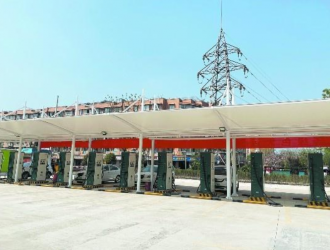 滿足46臺車同時充電 大運車輛可拔槍即充